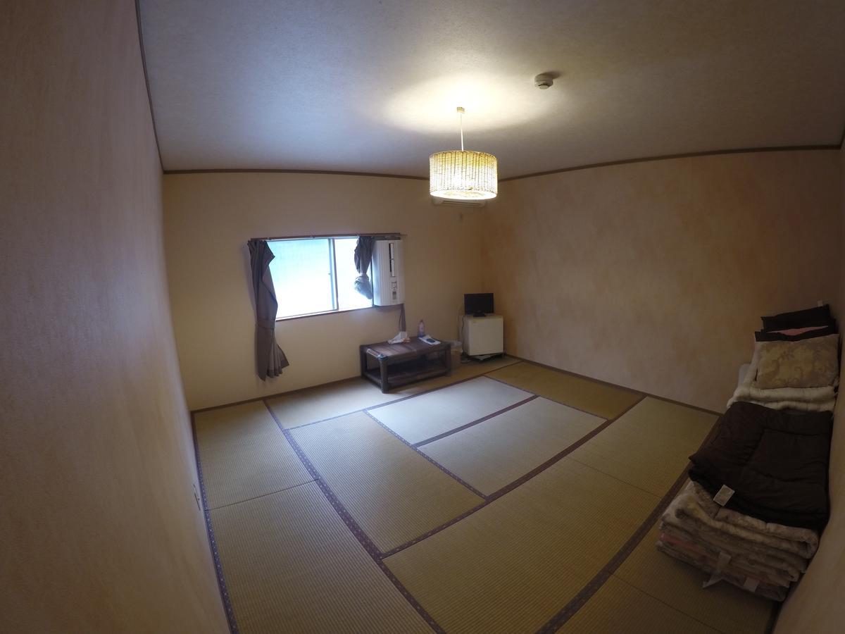 Guest House Churaumi Симода Экстерьер фото